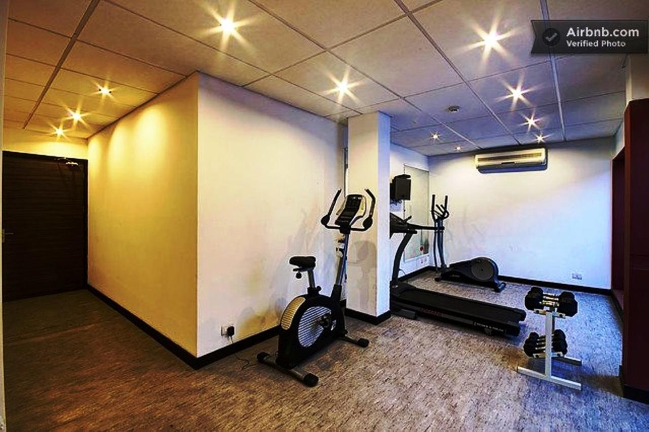 Royal Residence Mg Road Gurgaon Exterior foto