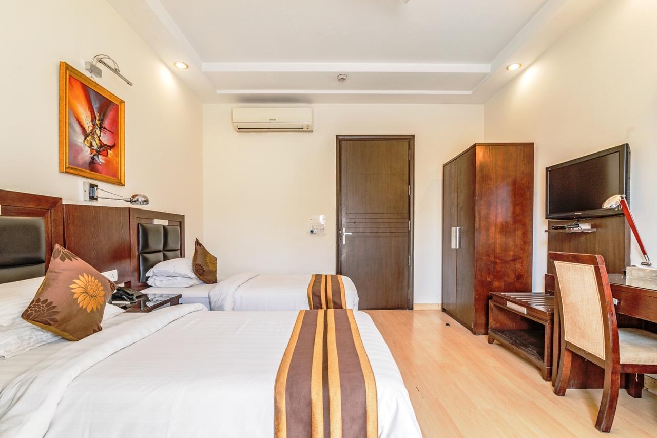 Royal Residence Mg Road Gurgaon Exterior foto